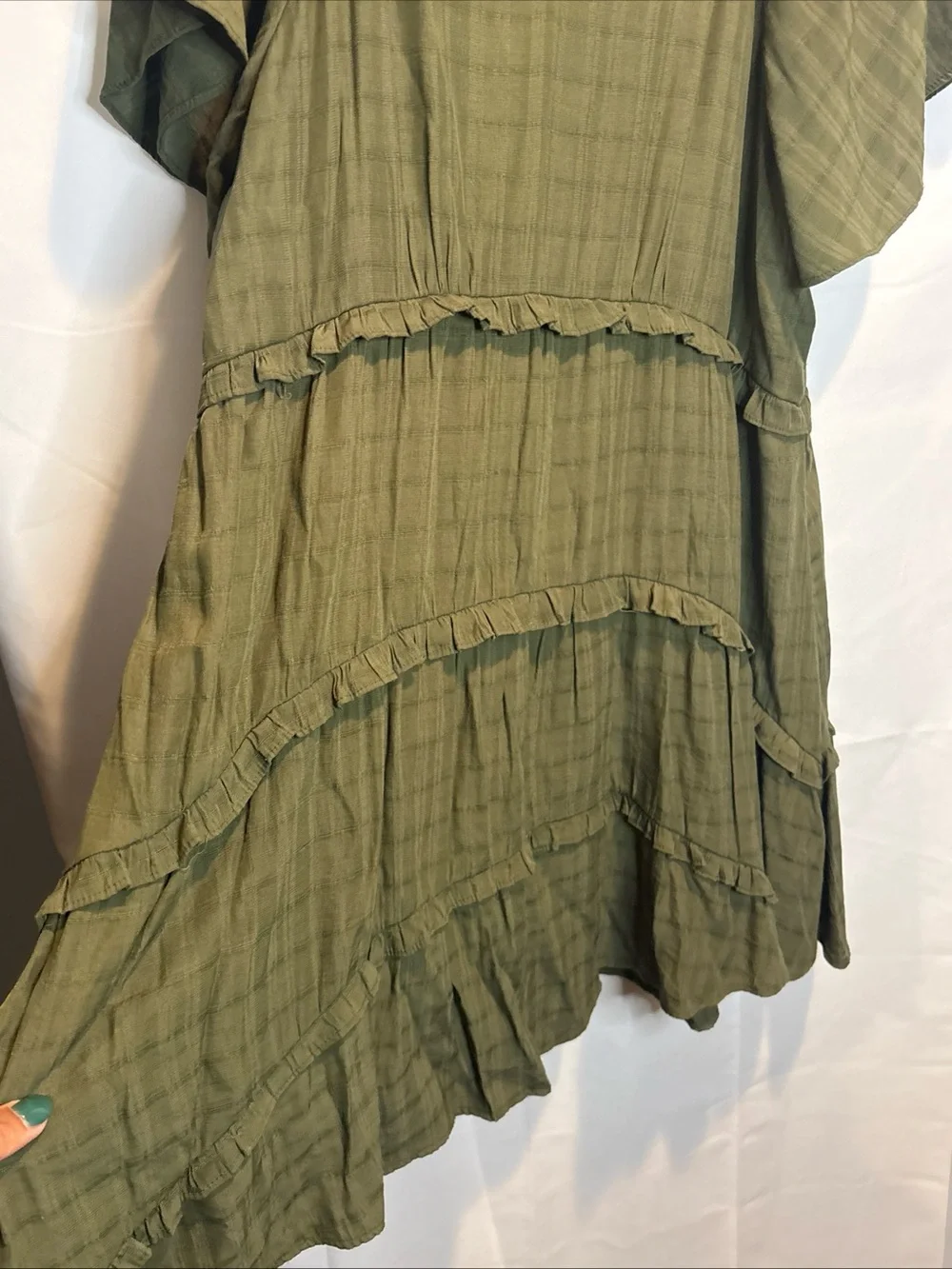 entro Olive Ruffle-Tiered Mini Dress with Flutter Sleeves - Picture 4 of 8